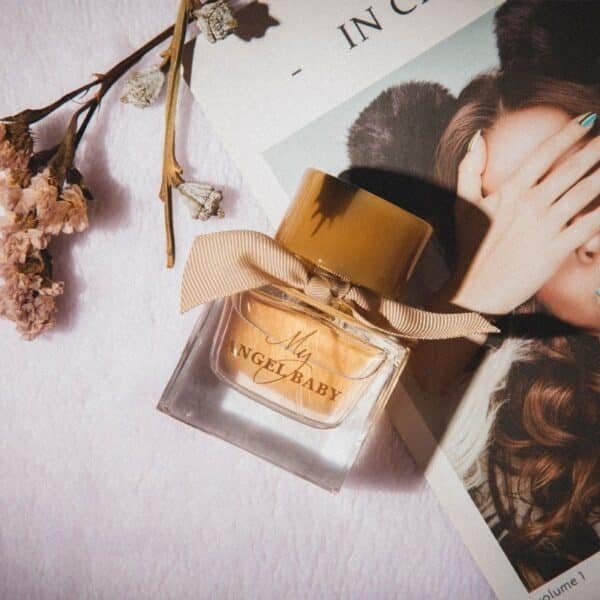 علامة تجارية مثيرة للاهتمام FNF My Angel Baby عطر FNF، عطر زهري وفاكهي، بسعر المصنع الطازج بالجملة، يتم إرسال قطعة واحدة نيابة عن الآخرين.